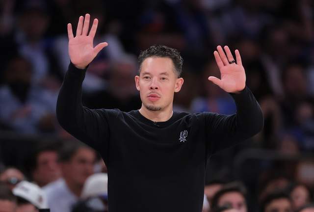 30分+36分+45分!历史首人!从二轮秀到全票FMVP,布伦森逆天改命