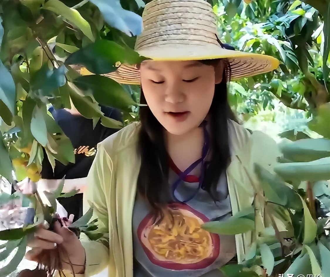 世界杯淘汰赛单场打进2球，1954年之后瑞士队首次做到